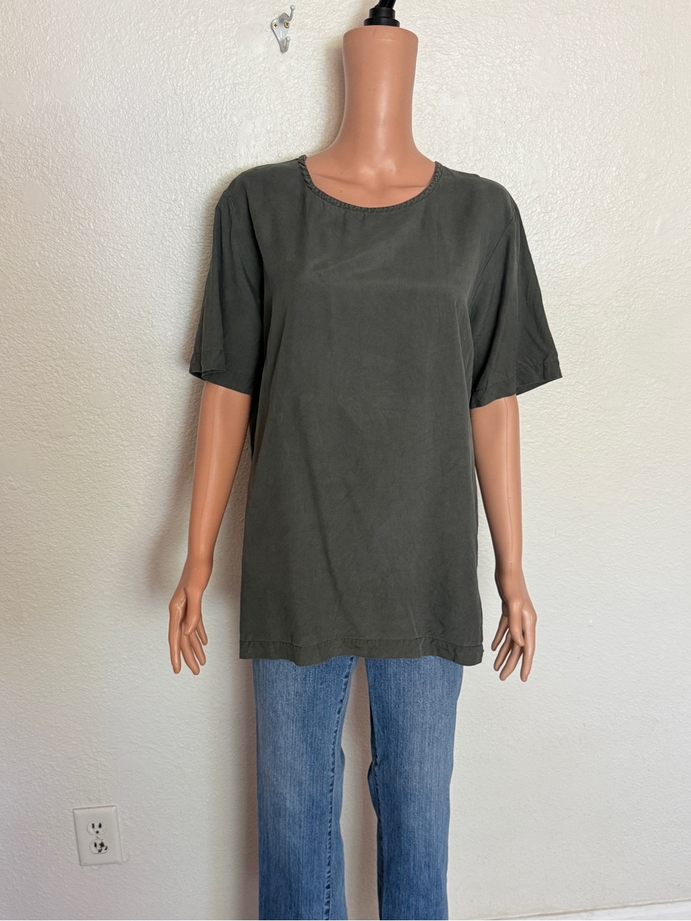 Vtg 90s Carole Little Knitwear 100% Silk Olive Green Tunic Top
